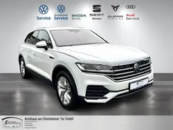 Schwarz Gebraucht 2022 VW Touareg SUV | 40.890 € (Superpreis)