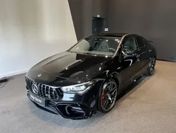 Metalliclack kosmosschwarz Gebraucht 2024 Mercedes CLA45 AMG AMG Coupé | 59.590 € (Fairer Preis)