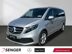 Silber Gebraucht 2023 Mercedes V250 Van / Kleinbus | 53.350 € (Guter Preis)