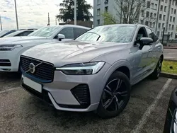 Silber Gebraucht 2022 Volvo XC60 R-Design SUV | 38.556 €