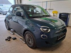 Blau Gebraucht 2021 Fiat 500e Action Kleinwagen | 12.899 € (Fairer Preis)