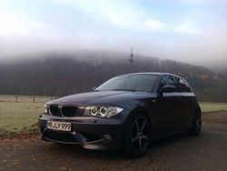 Grau metallic Gebraucht 2004 BMW 120 M Sport Kleinwagen | 15.300 €