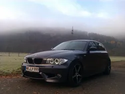 Grau metallic Gebraucht 2004 BMW 120 M Sport Kleinwagen | 15.300 €