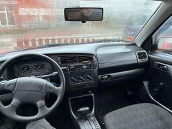 Rot Gebraucht 1997 VW Golf III Kleinwagen | 1.800 €