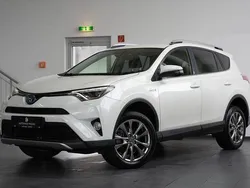 Weiß Gebraucht 2018 Toyota RAV4 Hybrid Team SUV | 20.790 € (Superpreis)