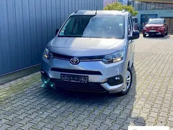 Grau Gebraucht 2024 Toyota Proace City Van | 26.990 € (Etwas zu teuer)