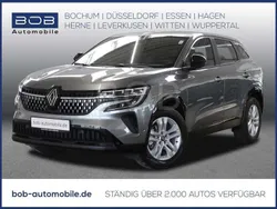 Dolomitgrau Gebraucht 2024 Renault Austral Evolution SUV | 30.444 € (Guter Preis)