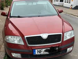 Rot Gebraucht 2007 Skoda Octavia Classic Kombi | 1.300 € (Fairer Preis)