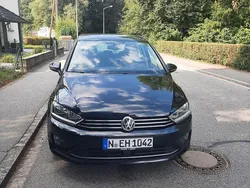 Schwarz Gebraucht 2016 VW Golf Sportsvan Allstar Van / Kleinbus | 12.100 € (Guter Preis)