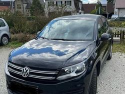Schwarz Gebraucht 2014 VW Tiguan SUV | 10.800 € (Guter Preis)