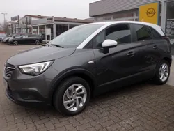 Grau Gebraucht 2020 Opel Crossland SUV | 16.590 € (Etwas zu teuer)