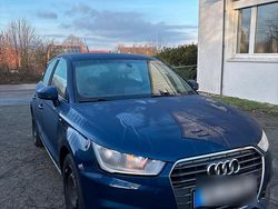 Blau Gebraucht 2017 Audi A1 Sportback Comfort Kleinwagen | 8.000 € (Guter Preis)