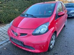 Rot Gebraucht 2006 Toyota Aygo Kleinwagen | 350 € (Superpreis)