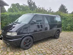 Schwarz Gebraucht 1997 VW Caravelle Van / Kleinbus | 8.500 €