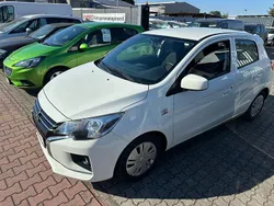 Weiß Gebraucht 2020 Mitsubishi Space Star Limousine | 8.470 € (Fairer Preis)