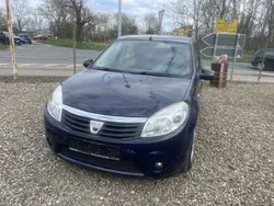 Blau Gebraucht 2010 Dacia Sandero Ambiance Kleinwagen | 3.500 € (Teuer)