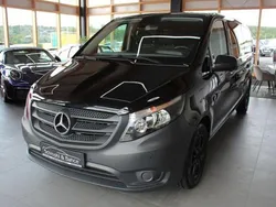 Schwarz Gebraucht 2019 Mercedes Vito Van / Kleinbus | 29.990 €