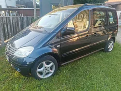 Schwarz Gebraucht 2004 Mercedes Vaneo Van / Kleinbus | 4.200 €