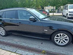 Schwarz Gebraucht 2012 BMW 320 Lifestyle Kombi | 9.300 € (Guter Preis)