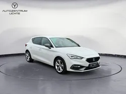 Weiß Gebraucht 2020 Seat Leon FR Limousine | 21.199 € (Guter Preis)