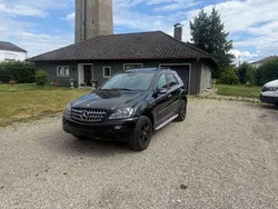 Schwarz Gebraucht 2008 Mercedes ML320 Edition 1 SUV | 7.999 € (Fairer Preis)