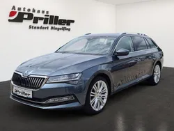 Grau Gebraucht 2022 Skoda Superb Style Kombi | 31.900 € (Teuer)