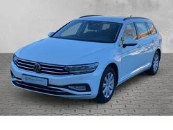 Weiß Gebraucht 2022 VW Passat Business Kombi | 20.476 € (Guter Preis)