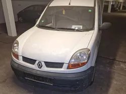 Weiß Gebraucht 2004 Renault Kangoo Van / Kleinbus | 1.800 € (Fairer Preis)