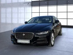 Navik black Gebraucht 2021 Jaguar XE SE Limousine | 34.990 € (Teuer)