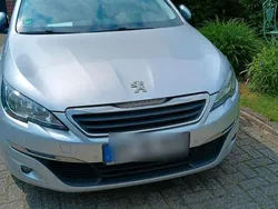 Silber Gebraucht 2015 Peugeot 308 Business-Line Kombi | 4.999 € (Fairer Preis)