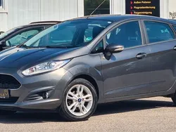 Grau Gebraucht 2016 Ford Fiesta Celebration Kleinwagen | 5.290 € (Superpreis)
