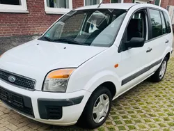 Weiß Gebraucht 2007 Ford Fusion Limousine | 1.250 € (Fairer Preis)