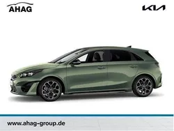 Grün Neu 2025 Kia Ceed GT-Line Limousine | 28.290 € (Superpreis)