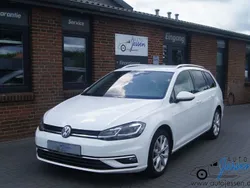 Weiß Gebraucht 2020 VW Golf VII Highline Kombi | 15.985 € (Guter Preis)