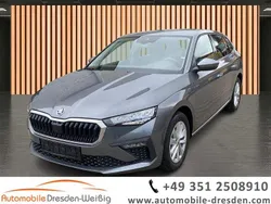 Grau Gebraucht 2025 Skoda Scala Selection Kleinwagen | 22.880 € (Fairer Preis)