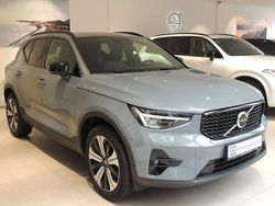 Grau Gebraucht 2022 Volvo XC40 Plus SUV | 31.750 € (Fairer Preis)