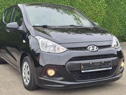 Schwarz Gebraucht 2015 Hyundai i10 Kleinwagen | 6.900 € (Fairer Preis)
