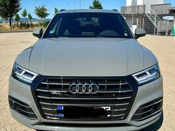 Grau Gebraucht 2020 Audi Q5 Ambiente SUV | 35.000 € (Fairer Preis)