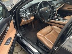 Schwarz Gebraucht 2009 BMW 740 Sport Line Limousine | 8.700 € (Fairer Preis)