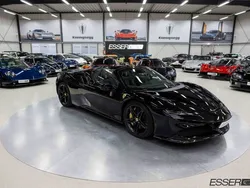 Schwarz Gebraucht 2023 Ferrari SF90 Cabrio | 489.900 €