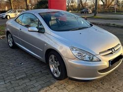 Silber Gebraucht 2004 Peugeot 307 CC Cabrio | 4.000 € (Teuer)