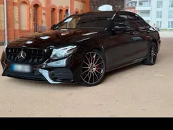 Schwarz Gebraucht 2016 Mercedes E350 AMG Limousine | 25.999 € (Teuer)
