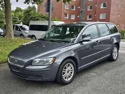 Grau Gebraucht 2006 Volvo V50 Kinetic Kombi | 2.850 € (Fairer Preis)