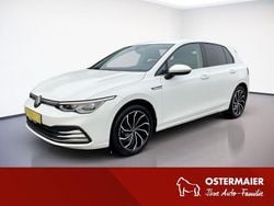 Pure white Gebraucht 2020 VW Golf VIII Style Limousine | 22.380 € (Guter Preis)