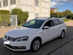 Weiß Gebraucht 2011 VW Passat Trendline Kombi | 4.800 € (Guter Preis)