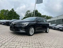 Schwarz Gebraucht 2021 Renault Clio V Zen Kleinwagen | 15.989 € (Etwas zu teuer)