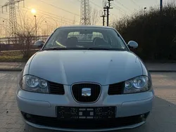 Blau Gebraucht 2003 Seat Cordoba Limousine | 2.900 € (Etwas zu teuer)