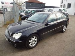 Violet Gebraucht 2004 Mercedes C180 Avantgarde Kombi | 950 € (Superpreis)