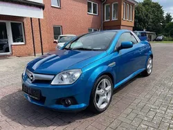 Blau Gebraucht 2006 Opel Tigra Sport Cabrio | 3.590 € (Teuer)