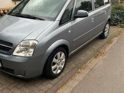 Blau Gebraucht 2005 Opel Meriva Van / Kleinbus | 1.400 € (Guter Preis)